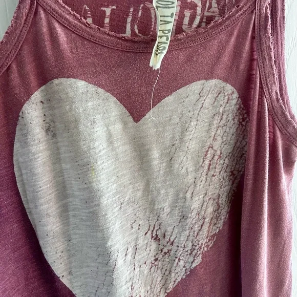 Magnolia Pearl Rich Purple Graphic Tank - Picture 6 of 7